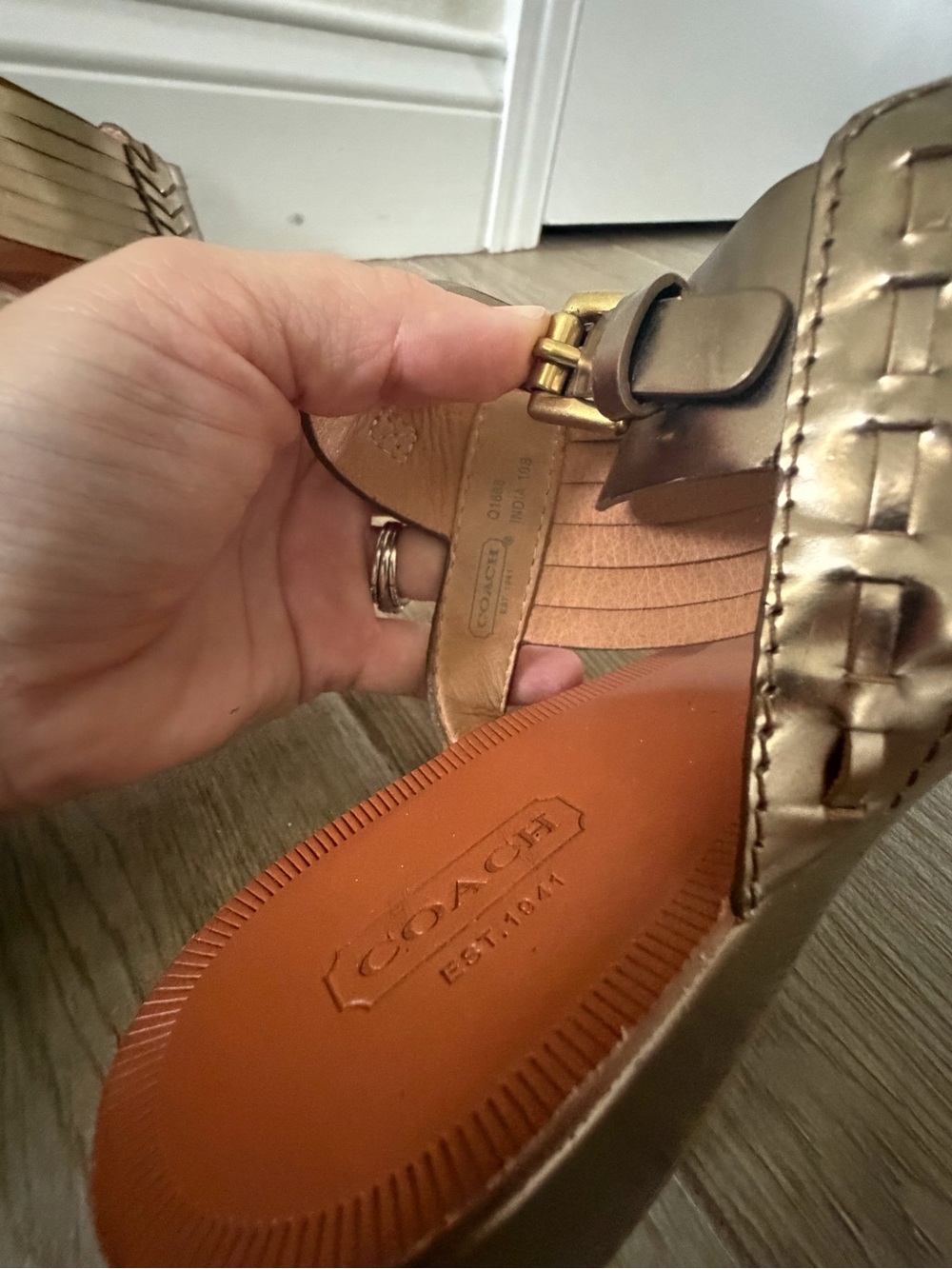 Coach Leather Wedge Sandals India Metallic Bronze Brass Hardware Q1888 Size 10 - Picture 3 of 6
